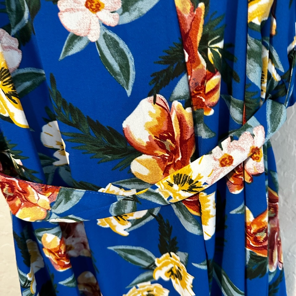 💙TOXIK Blue Hawaiian Floral Jumpsuit - Picture 6 of 9